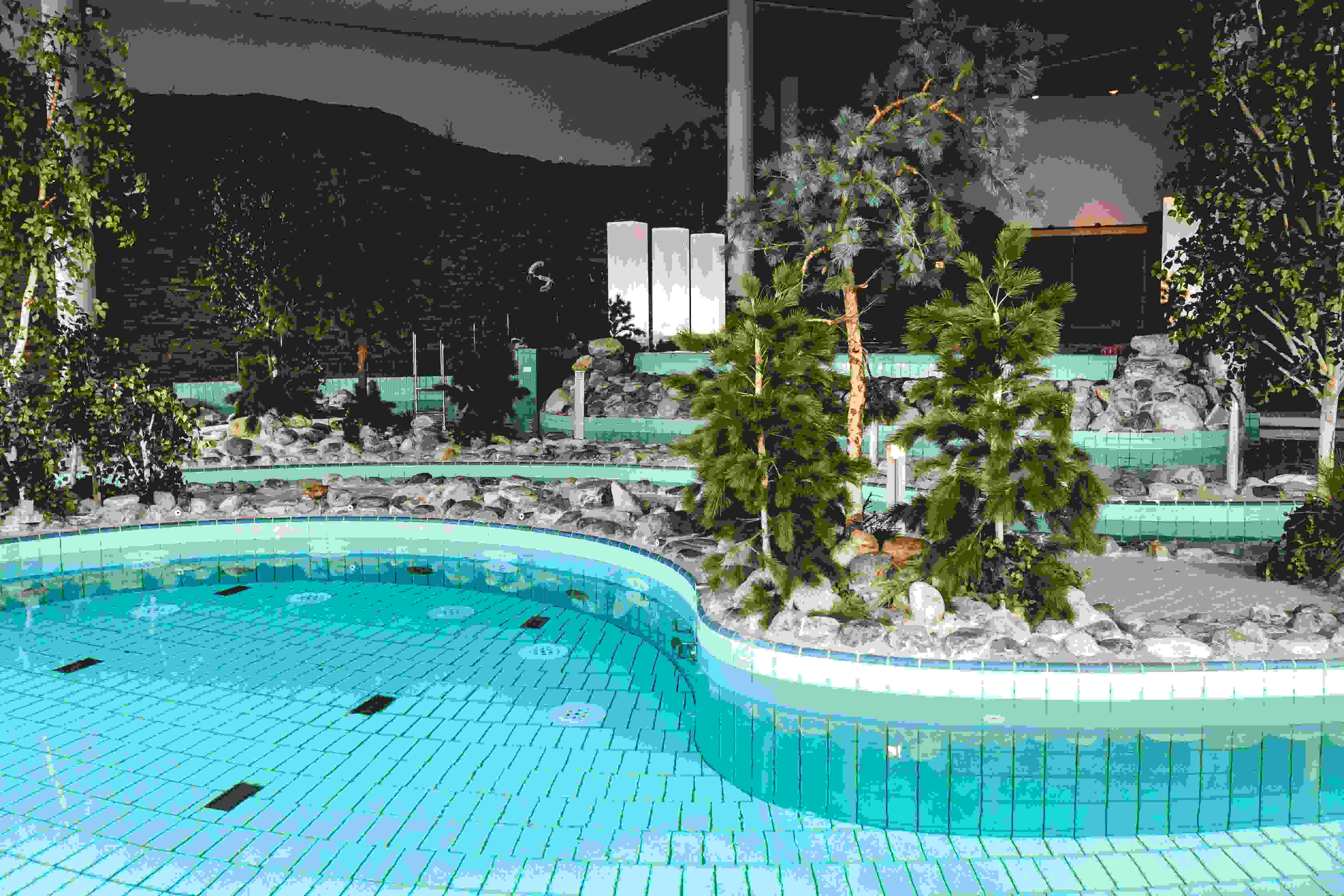 hc_are_pool_pool-area_5m0a1998_tbwa_retouched_03_2023..jpg
