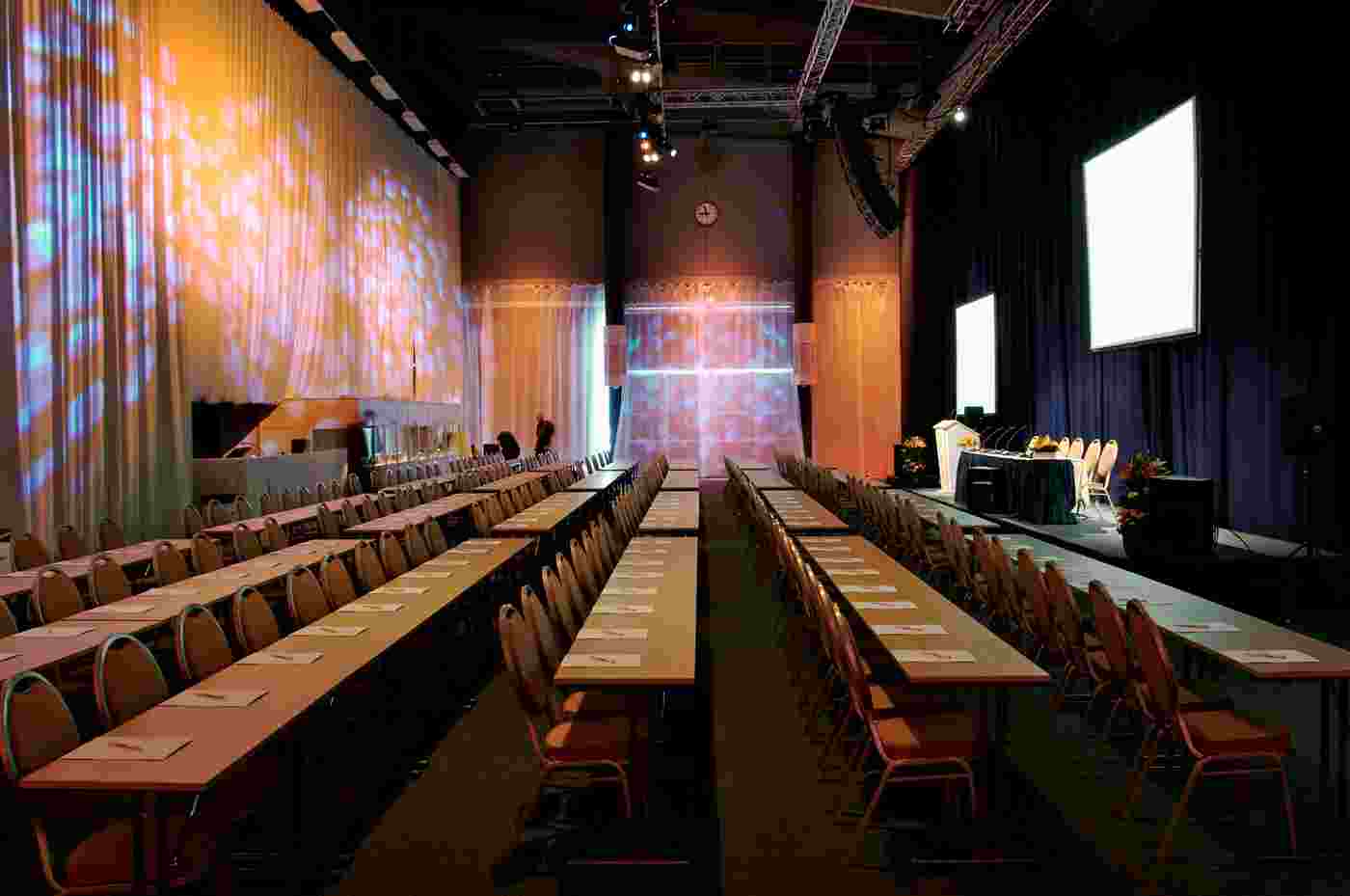 hc_are_conference_fries_dsc2048_tbwa_retouched_03_2023.jpg